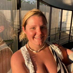 Meet your Posher, Brittany